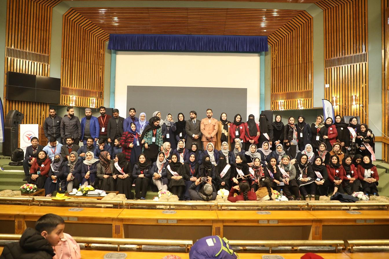 Dubai Grand International School campus photo