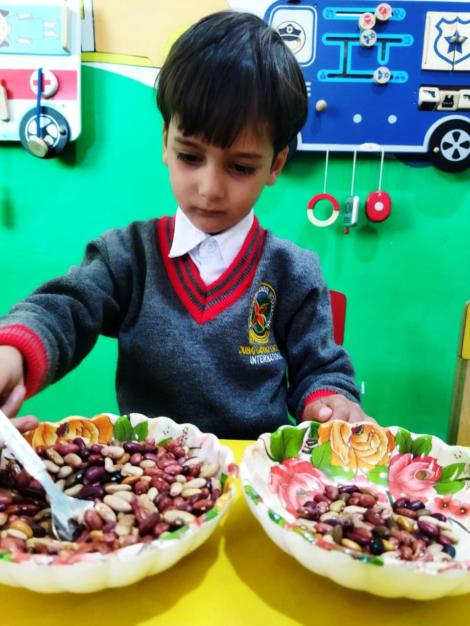 Dubai Grand International School campus photo